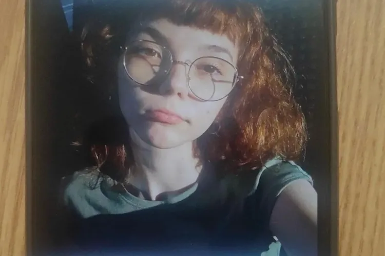 Alertă adolescentă dispărută în Cluj! E căutată în tot județul după ce a plecat de acasă, din Apahida/ UPDATE: A fost găsită