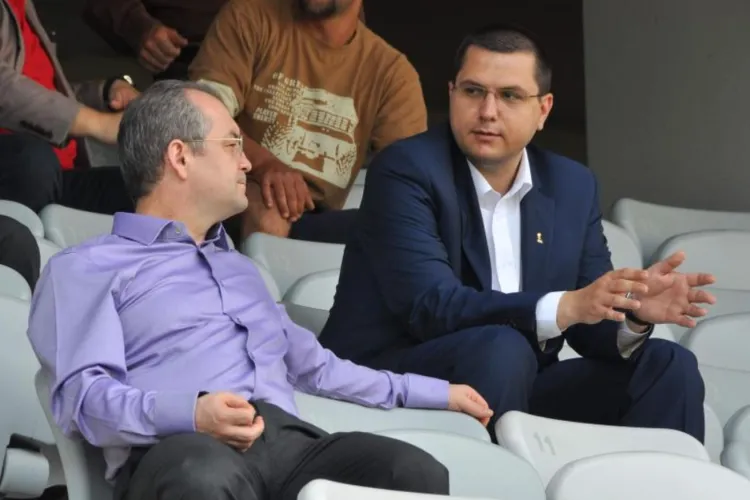 Un nou atac dur la USR din partea PNL Cluj. Apropiat al lui Emil Boc iese la atac: „Rădăcinile acestei formațiuni sunt putrede. Le miroase urât democrația”