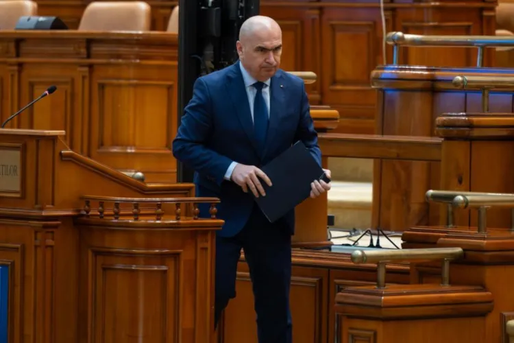 Moțiunea de cenzură împotriva Guvernului Bolojan va fi dezbătută și votată astăzi. Un nou test major pentru stabilitatea coaliției