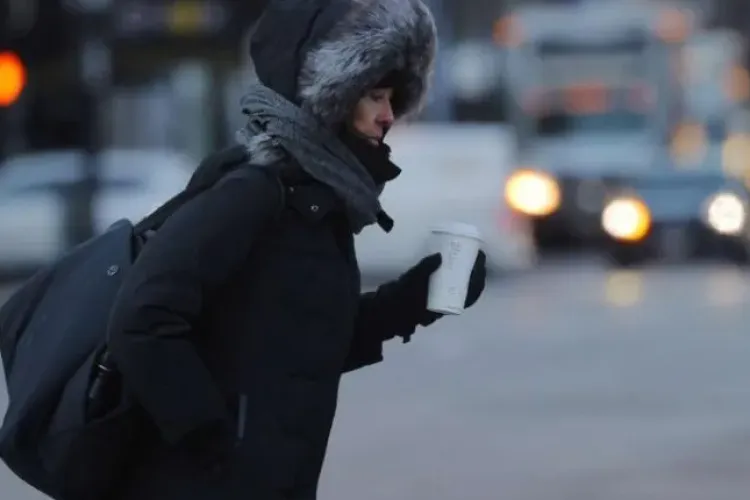 Iarna astronomică debutează cu temperaturi scăzute la Cluj. Vreme rece și norii nu dispar