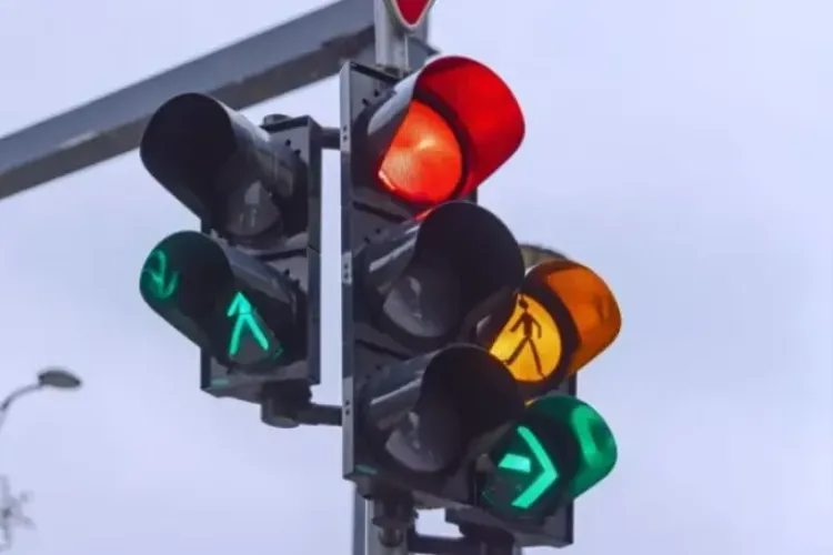 Mai multe treceri de pietoni vor fi semaforizate în Cluj-Napoca! Valoarea totală a proiectului depășește 12 milioane de lei 