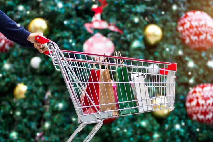 Cumpărături de Crăciun pe ultima sută de metri? Iată programul complet al supermarketurilor și hypermarketurilor în perioada sărbătorilor