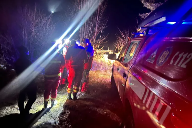 Noapte de foc pentru salvamontiști! Mai mulți turiști s-au rătăcit din cauza ceții dense. Un bărbat a căzut într-o râpă FOTO