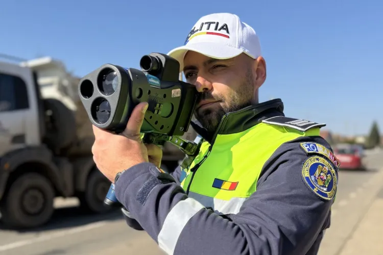 Pietonii clujeni le cer polițiștilor să stea mai mult la pândă pe străzile orașului. „Nu se acordă prioritate la trecere, șoferii conduc agresiv”