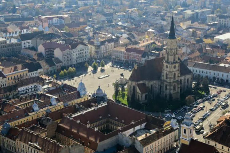 TOP 10 cele mai bogate orașe din România la final de 2025. Cluj-Napoca are prețuri uriașe la imobiliare, însă nu este pe primul loc în clasament
