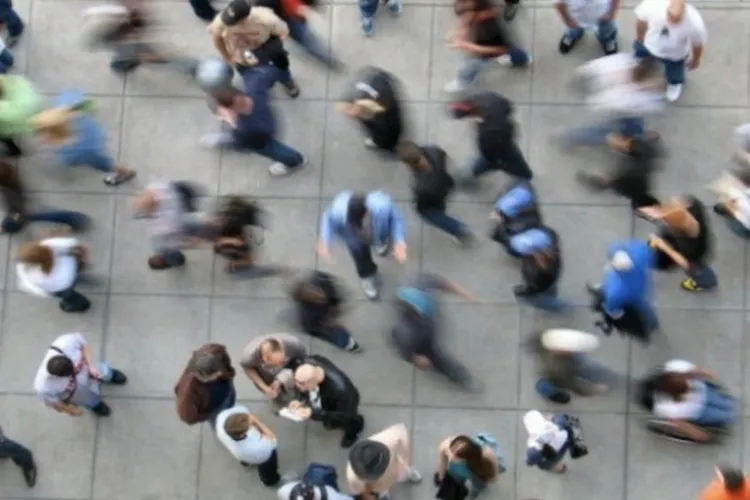 Declin demografic fără precedent: România revine la nivelul anilor ’70, iar migrația accelerează pierderea a peste 1,4 milioane de oameni!