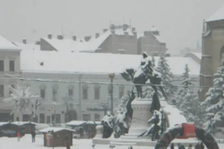 Ninge sau nu de Crăciun în Cluj-Napoca? Cum va fi vremea în perioada Sărbătorilor