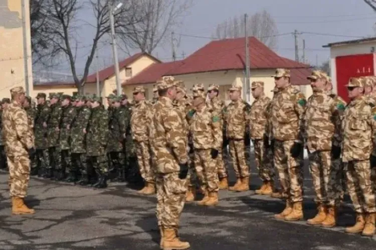Legea voluntariatului militar, adoptată de Senat. Tineri între 18 și 35 de ani pot urma pregătire militară plătită