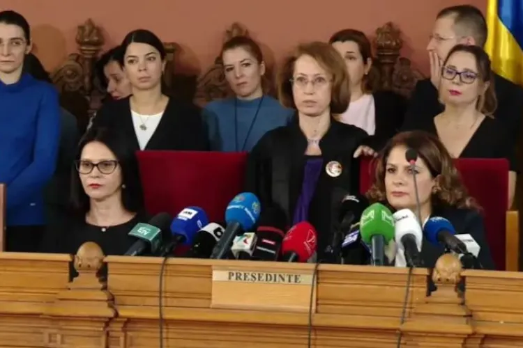 Uluitor! Judecătoarea Raluca Moroșanu a fost scoasă din completul de judecată în urma interviului de la Recorder. Cine a avut votul decisiv