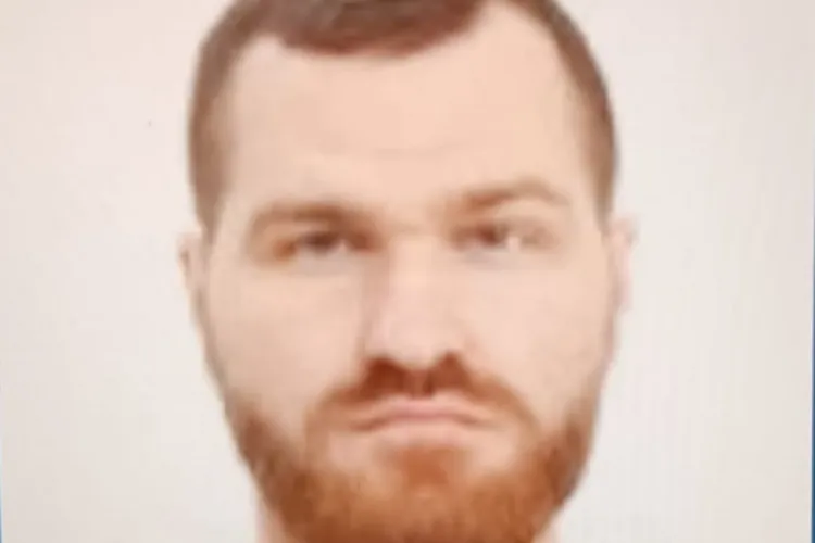 L-AȚI VĂZUT? Un bărbat de 35 de ani din Cluj a dispărut de acasă! Este căutat de polițiști și familie 