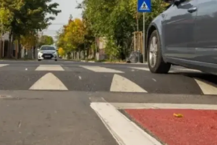 Pericol pe o stradă din Cluj-Napoca! Locuitorii cer limitatoare de viteză: „Se circulă cu viteză foarte mare”