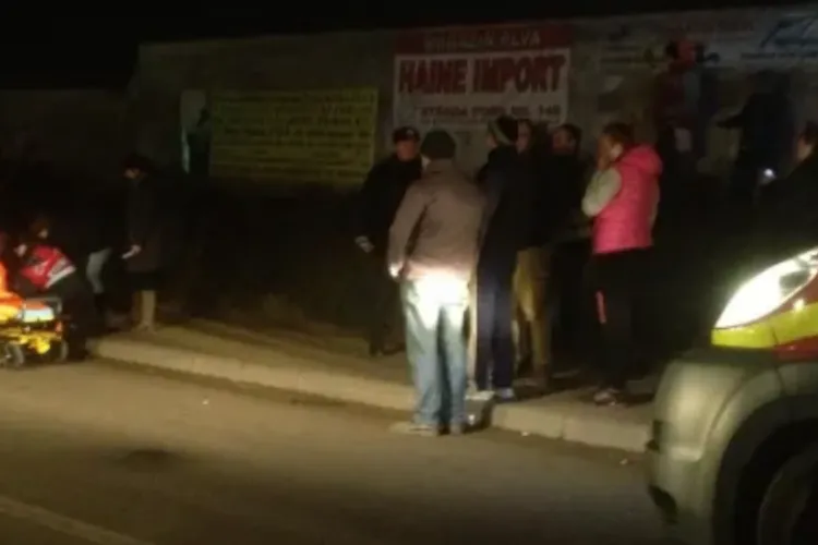 Accident în această seară în Florești, pe strada Eroilor: O femeie de 60 de ani și un copil de 9 ani, loviți de o mașină, au fost transportați la spital