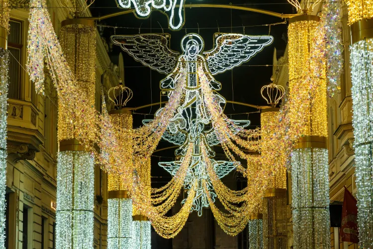 VIDEO. Clujul, transformat într-un film de Crăciun! Show-uri multimedia, lumini și instalații uriașe cuceresc mii de oameni în fiecare seară