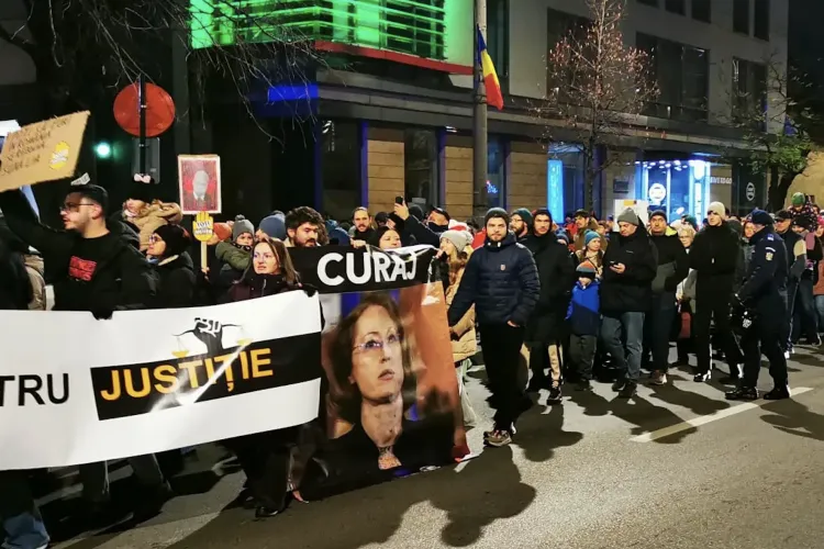 Clujul protestează din nou pentru justiție! Clujenii ies în stradă pentru a cere demiterea liderilor corupți și stoparea abuzurilor din Justiție