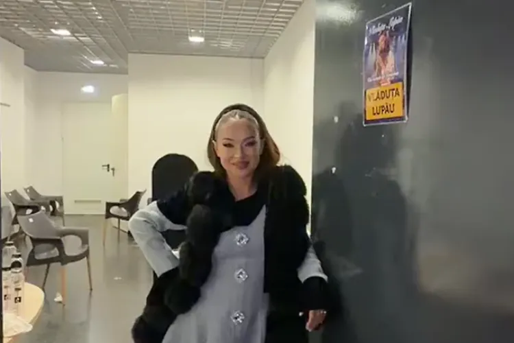 VIDEO. Vlăduța Lupău, păgubită după concertul de la Cluj: „Mi-au furat poșeta Louis Vuitton, cu tot cu banii pentru plăți/ Dacă nu o aduci, spun cine ești”