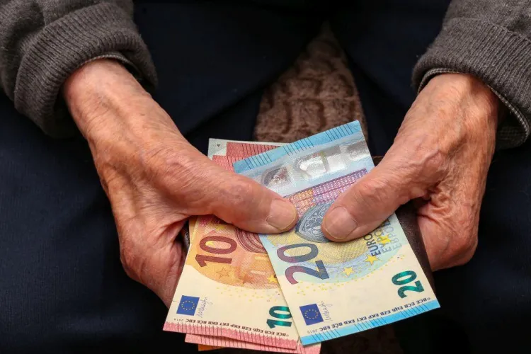 Topul pensiilor în Europa: Diferențe chiar și de 10 ori între țările bogate și cele sărace. România, la coada clasamentului