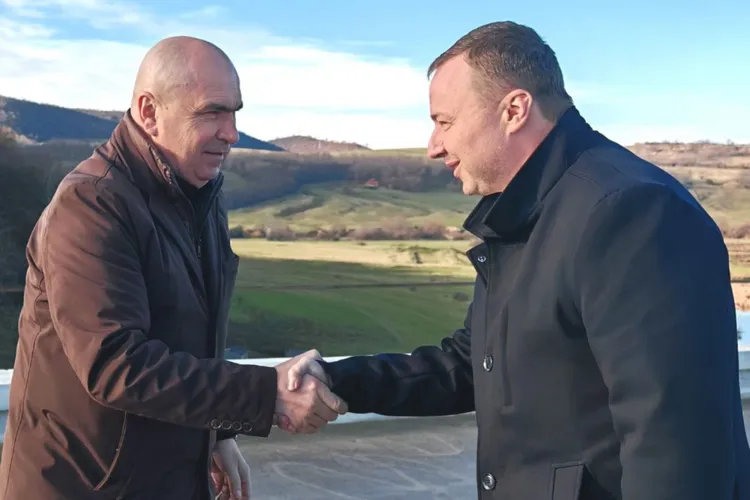 Ilie Bolojan, în vizită pe șantierul Autostrăzii Transilvania. Nu a mai rămas mult timp până când șoferii din Cluj vor ajunge în Ungaria pe autostradă