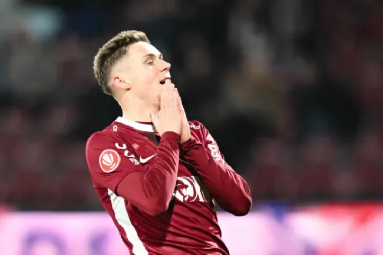 Louis Munteanu rupe tăcerea după fotografia în tricoul FCSB: „A fost un gest din prietenie”