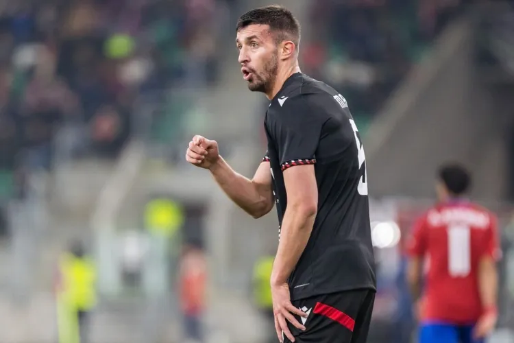 CFR Cluj a anunțat oficial al doilea transfer al iernii: un „tanc” din Bosnia, printre cei mai apreciați fundași centrali din această zonă 