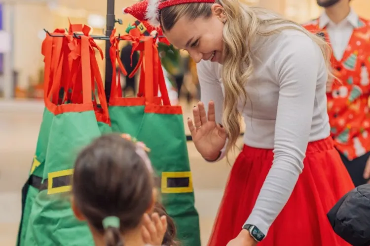 Program special de sărbători la VIVO! Cluj-Napoca: Cum funcționează mall-ul între 26 decembrie 2025 și 2 ianuarie 2026