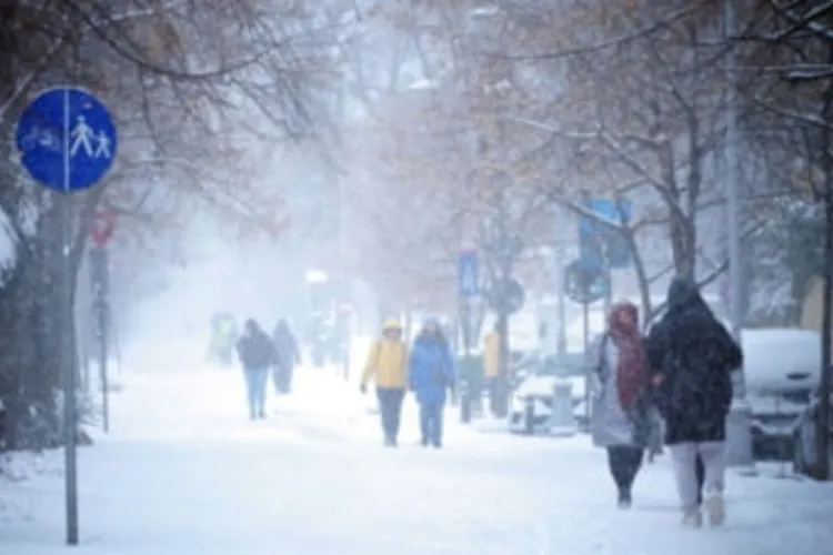 Ger năprasnic peste Cluj-Napoca: ANM avertizează asupra temperaturilor negative și a gerului persistent