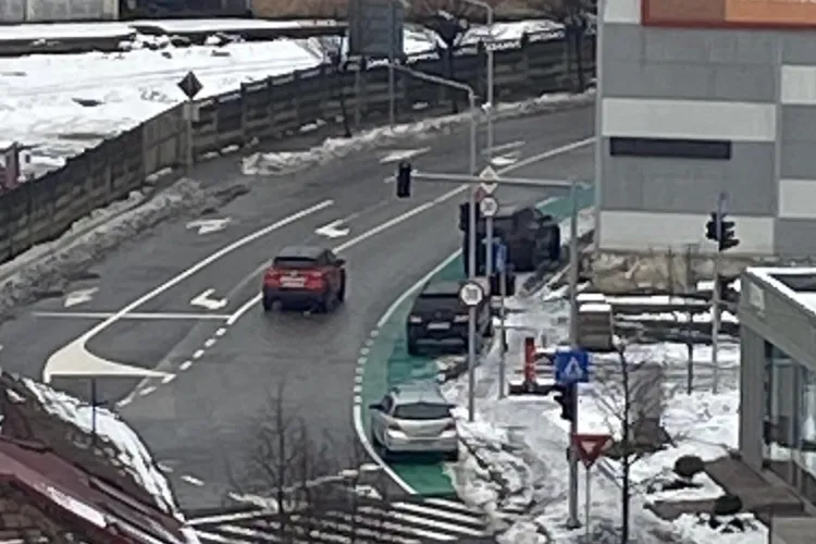 Pista de biciclete misterioasă din Cluj! Are doar câțiva metri și deja atrage mașinile ca un magnet: Clujenii sunt nedumeriți