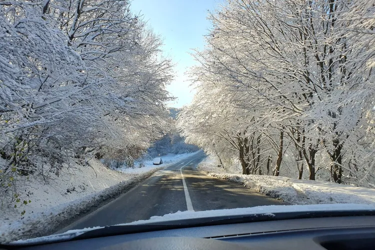 Cluj sub cod galben! Ninsori, polei și viscol până vineri: Autoritățile avertizează, iar gerul extrem va face drumurile periculoase