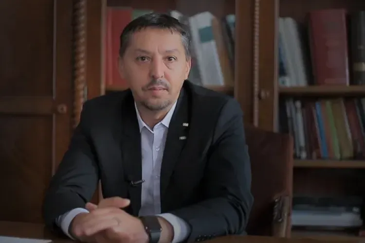 Două treimi din reducerile de personal din administrație au afectat Educația în 2025