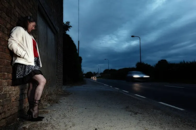 Într-o țară cu frica de Dumnezeu, un coleg al lui Ilie Bolojan cere legalizarea prostituției: „Statul trebuie să reglementeze realitatea, nu să o ignore”