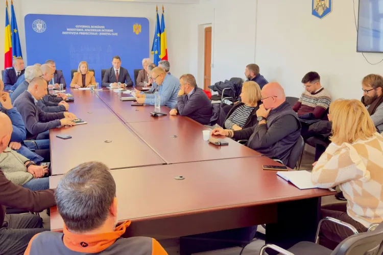 Gerul lovește Clujul! Ședință de urgență la Prefectură, utilaje scoase pe drumuri și forțe mobilizate în tot județul