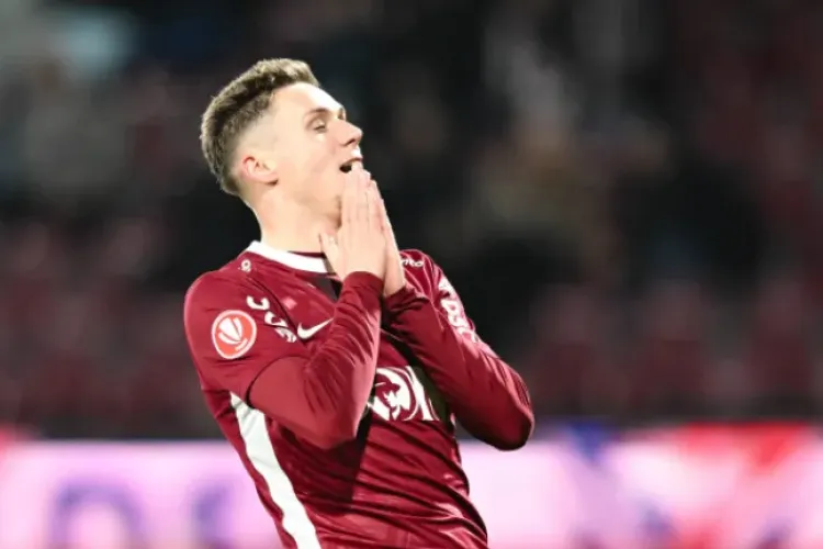 Tricoul FCSB, scandal la CFR! MM Stoica râde și explică faza cu Louis Munteanu: „Este un gest nevinovat și că îi dăm prea mare importanță”