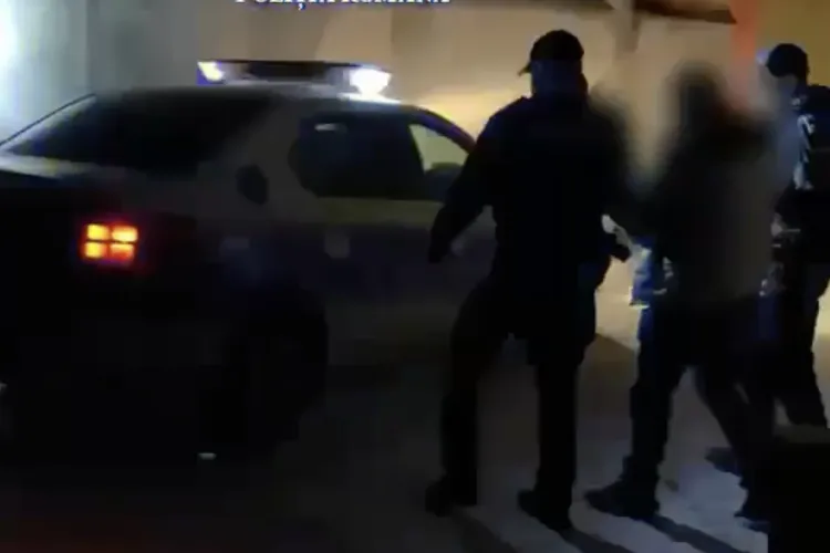 VIDEO. Amenințări cu moartea la Cluj! Polițiștii au prins un bărbat care și-a încălcat ordinul de protecție: A terorizat o femeie și pe partenerul acesteia