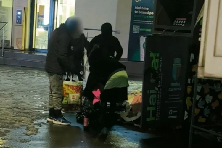 Unde este siguranța promisă? Containerele pentru haine din Cluj sunt din nou vandalizate: „Nu vreți să știți ce lasă în urma lor...”