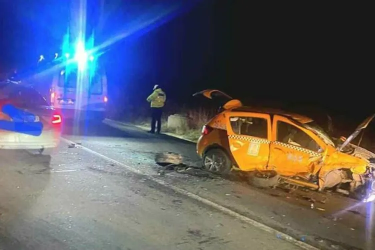 Accident grav: Trei persoane rănite, printre care o tânără gravidă. Șoferul vinovat a fugit de la locul faptei și a fost găsit de polițiști