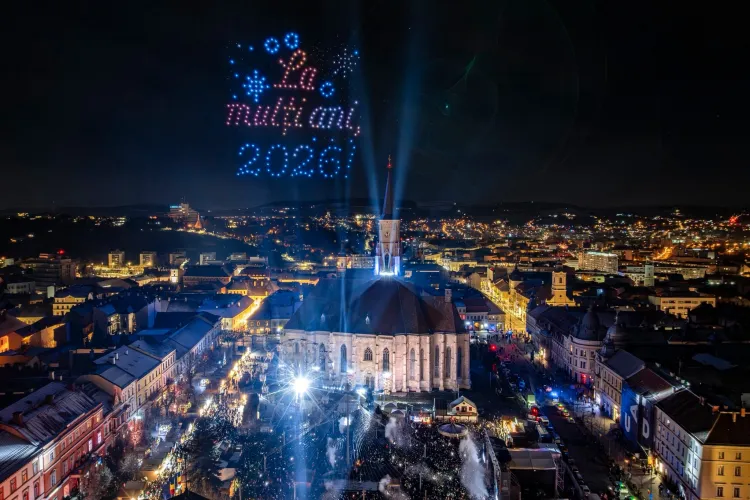 VIDEO. Moment superb cu drone la trecerea în 2026 la Cluj: Să fim mai buni, mai curajoși, mai optimiști. La mulți ani, Cluj! La mulți ani, clujeni!