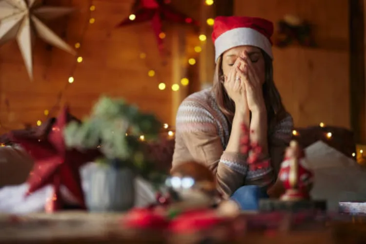 De ce apar tristețea și depresia de sărbători: Explicațiile unui psihoterapeut și soluții pentru cei care se simt singuri