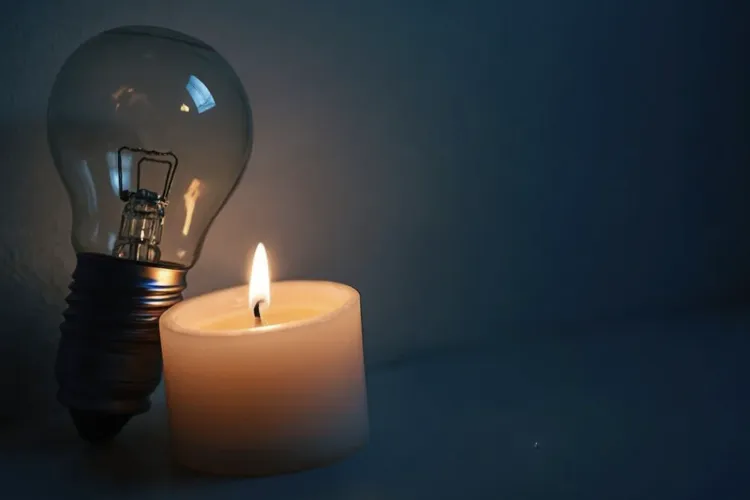 Clujenii rămân din nou în beznă! Zeci de sate fără curent marți, unele chiar și peste 13 ore: Iată ce zone sunt afectate!