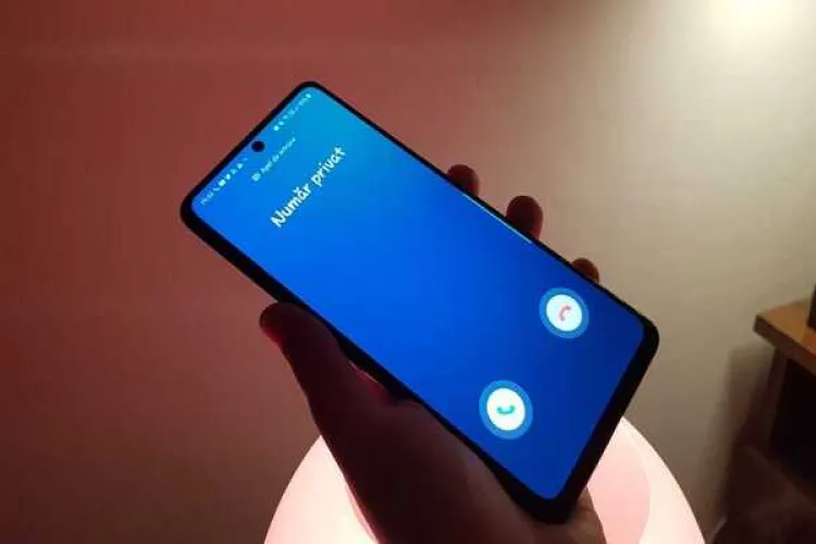 Coșmar la fiecare apel! O clujeancă este hărțuită telefonic zilnic de niște agenți de vânzări: „Nu mai știu cum să scap de ei!”