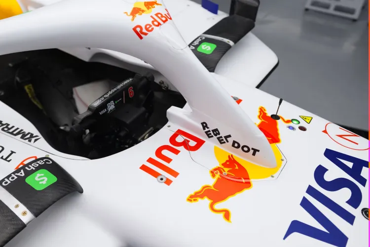 Cluj-Napoca a ajuns în Formula 1. Orașul nostru este reprezentat de o firmă de IT, partener al unui constructor de top din circuit