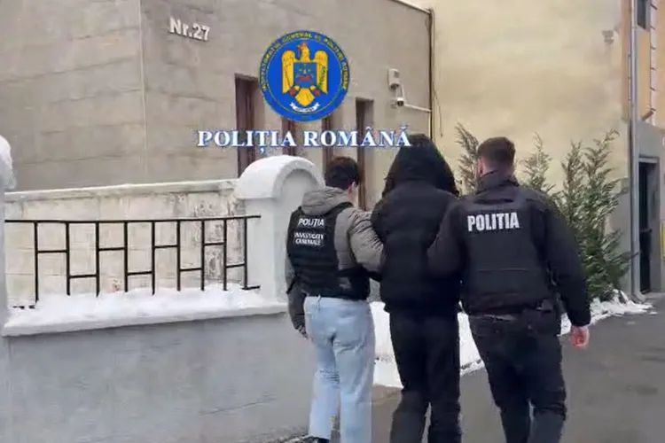 VIDEO. Un infractor deosebit de periculos, prins de mascații clujeni în timp ce se plimba liniștit prin mall în Cluj-Napoca. Era căutat pentru omor