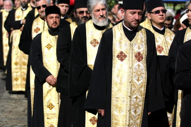 Biserica Ortodoxă Română este oripilată de propunerea PNL. Se vorbește despre legalizarea prostituției, pentru a atrage noi taxe la buget