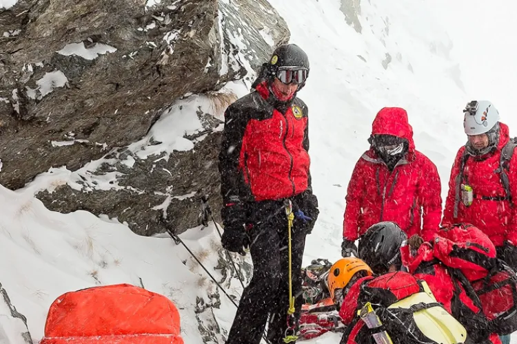 Pericol la munte! Intervenții de urgență ale salvamontiștilor la Cluj și în alte județe. Zeci de persoane au ajuns la spital