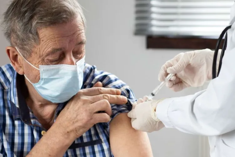 Gripa a ucis trei oameni în Cluj. Numărul îmbolnăvirilor este în continuă creștere, în timp ce medicii recomandă vaccinarea 