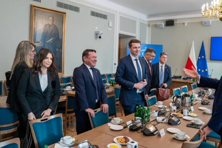 Mircea Abrudean, clujeanul din fruntea Senatului, în prim-plan: Vizită oficială în Polonia și mesaje despre securitate, NATO și sprijin pentru Ucraina