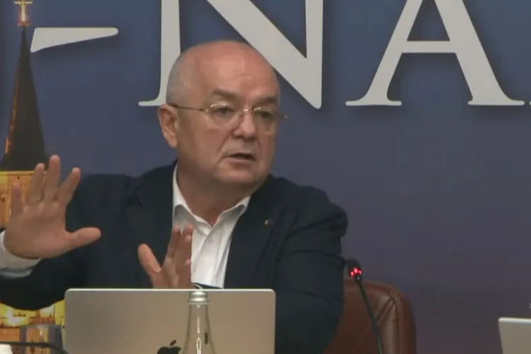 VIDEO. Emil Boc a pus la punct un consilier local. Motivul? A avut „tupeul” să pună o întrebare incomodă: „Ea vorbește doar dacă îi dau eu voie”