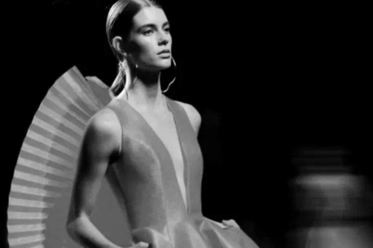 Moarte subită pentru o tânără de 21 de ani, fotomodel faimos. Medicii nu au momentan nicio explicație pentru decesul la o vârstă atât de fragedă