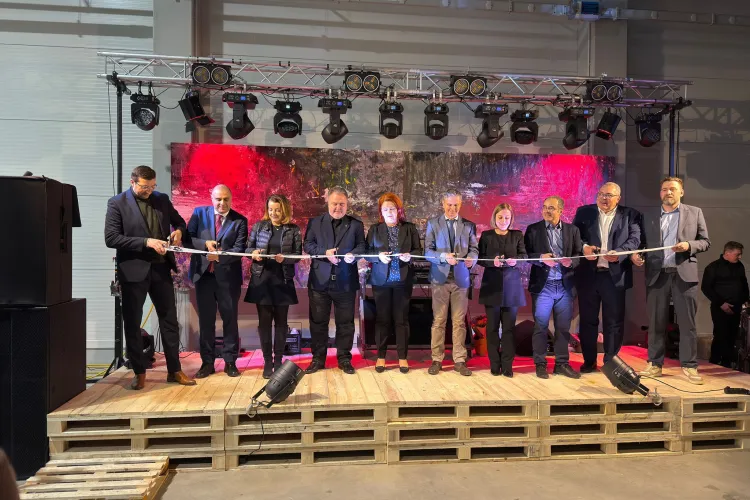 Clujul se modernizează: Noua fabrică Energom Groupe Gonzales din Apahida, inaugurată cu tehnologie de ultimă generație și expoziții artistice