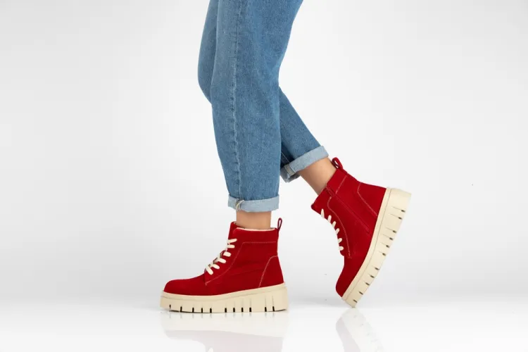 Top 5 modele de ghete cu platformă care nu se demodează niciodată