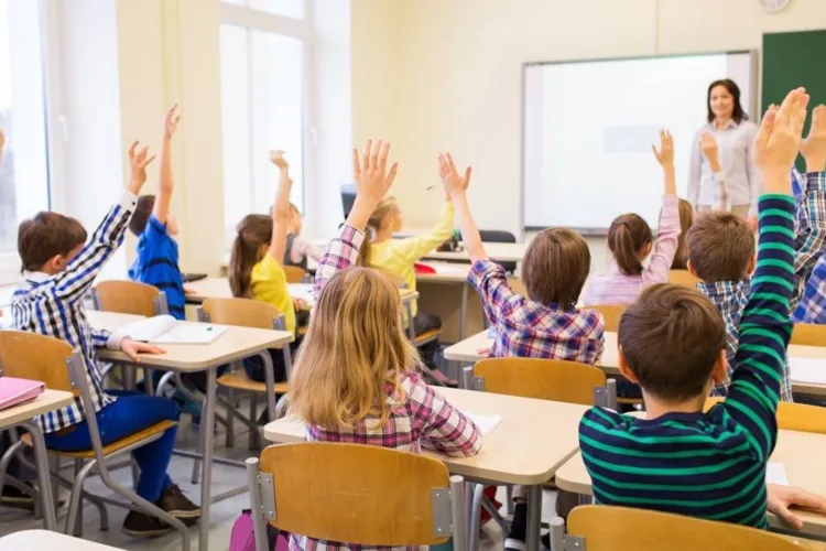 Vești mari pentru părinți și elevi: Cum va arăta școala în Cluj din toamna lui 2026 - mai multe clase, investiții și oportunități educaționale