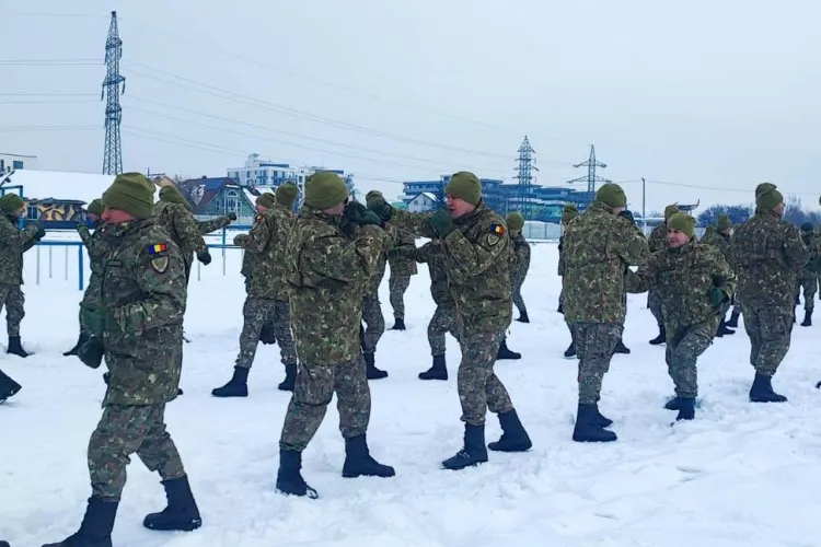 FOTO. Antrenamente la limită! A început procesul de pregătire al soldaților: „Instrucție, ambiție și devotament” 